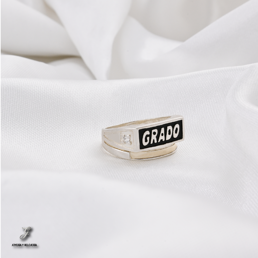 ANILLO DE GRADO QUITO 04