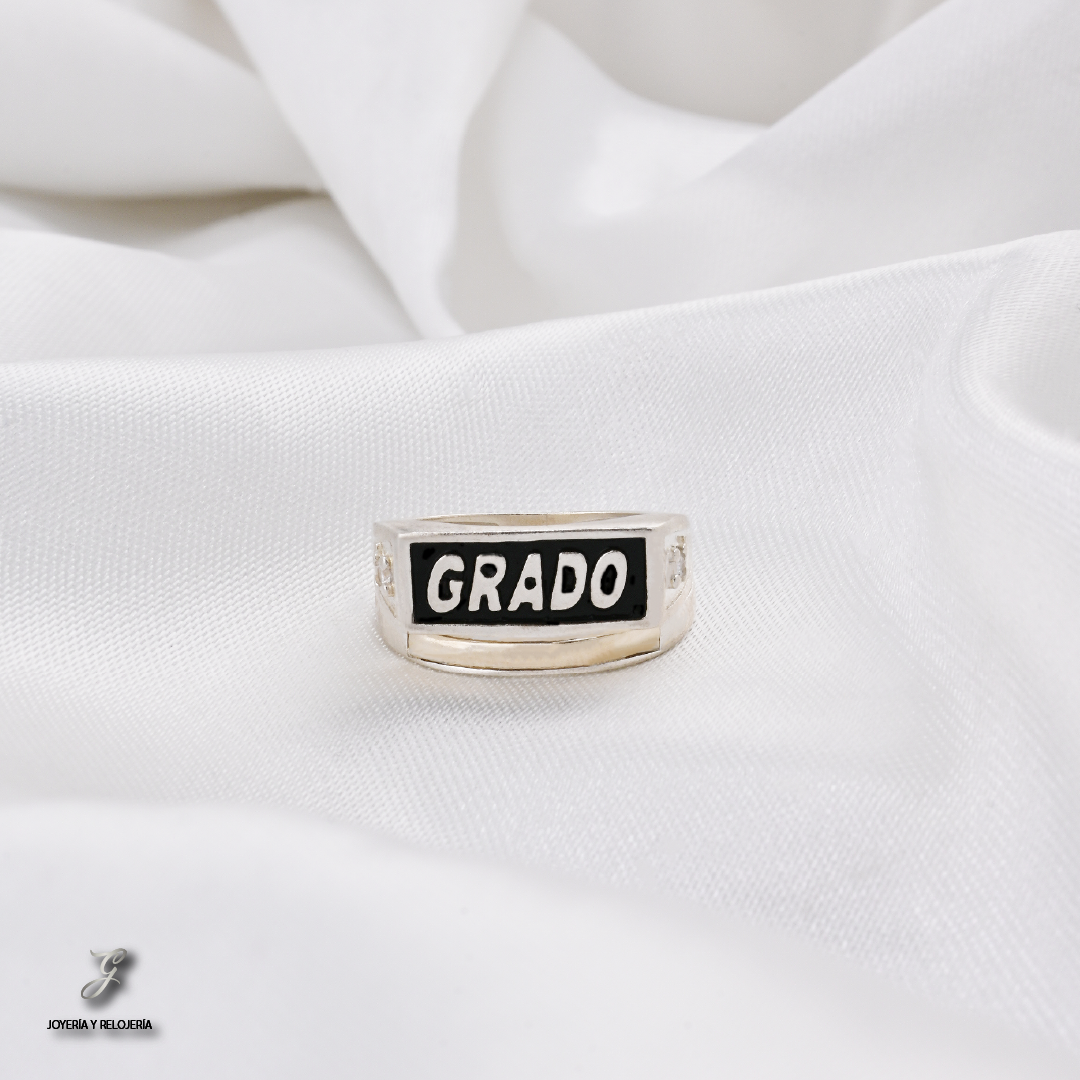 ANILLO DE GRADO QUITO 04
