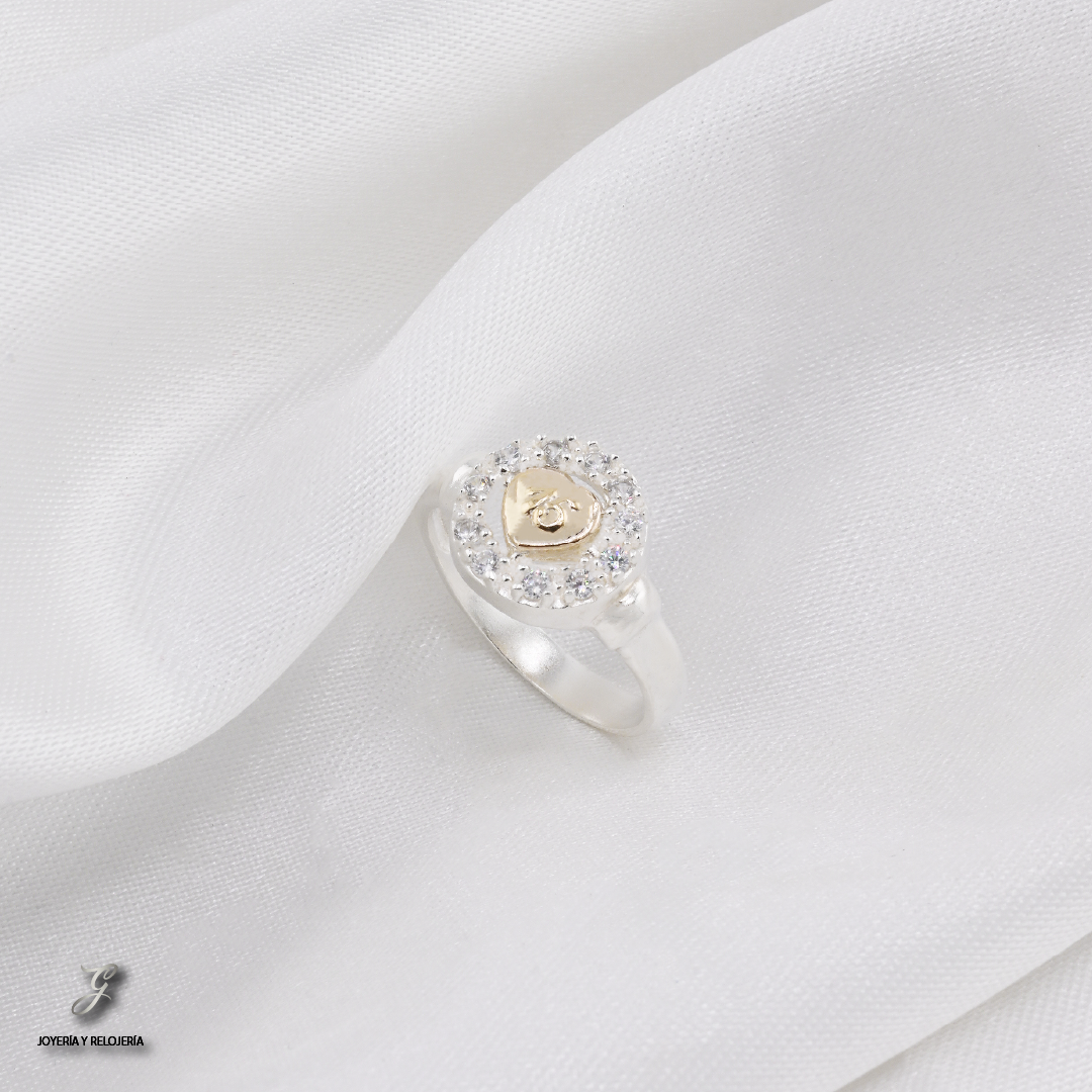 ANILLO DE XV AÑOS CÍRCULO DE AMOR 23