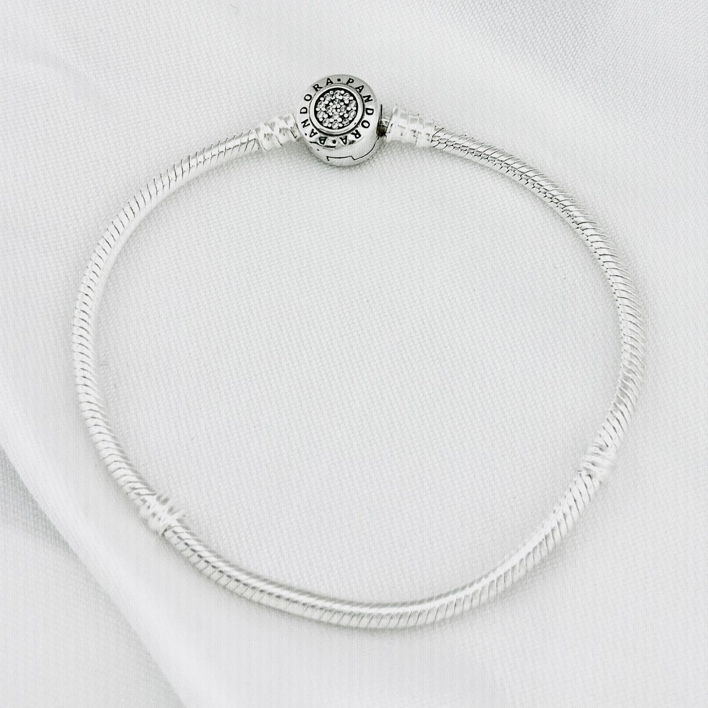 BRAZALETE CIERRE CIRCULAR PAVÉ