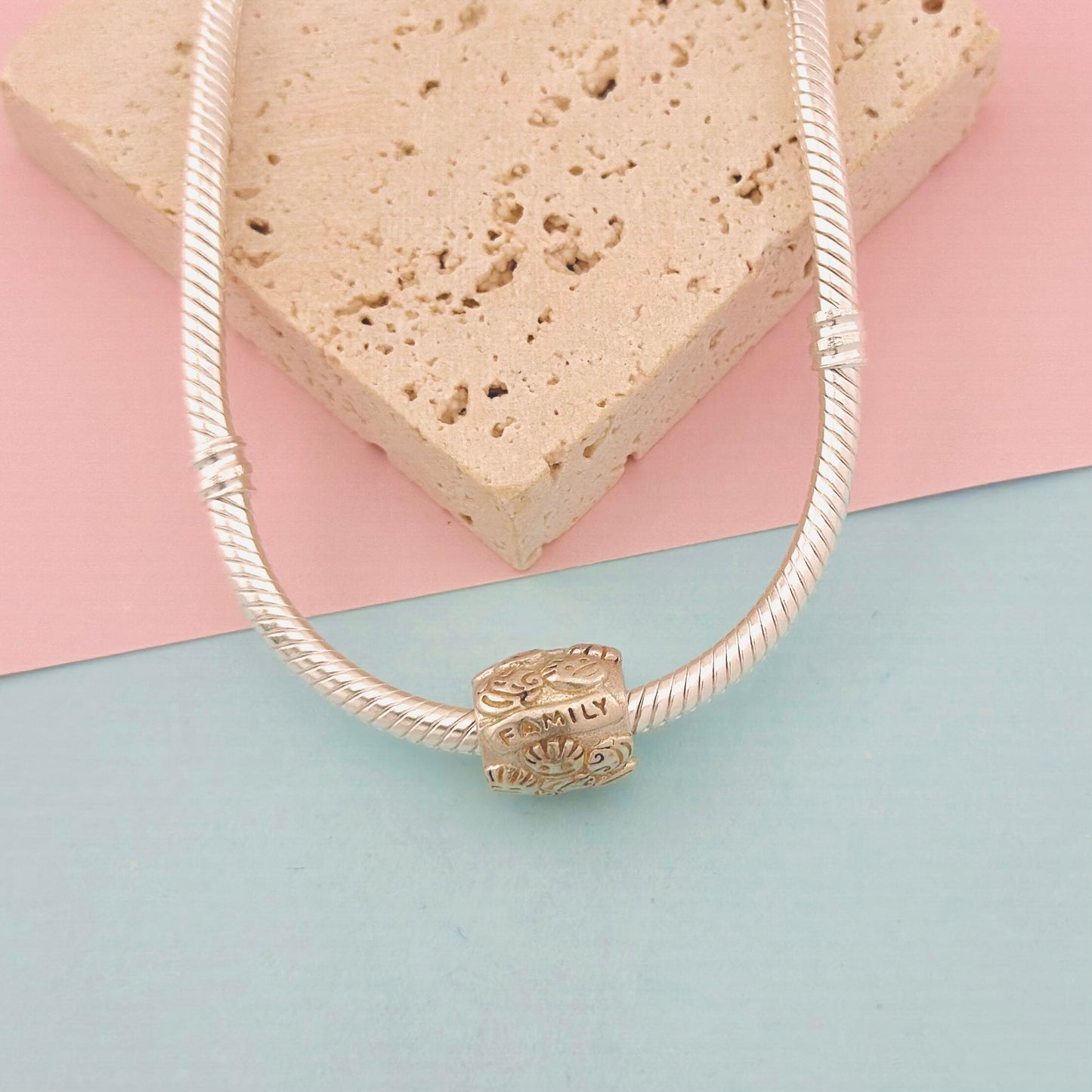 CHARM AMOR DE FAMILIA