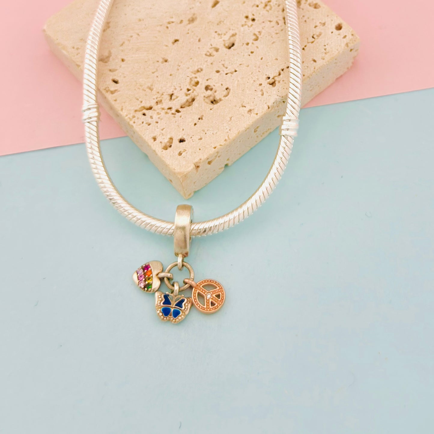 CHARM TRIPLE AMOR Y PAZ