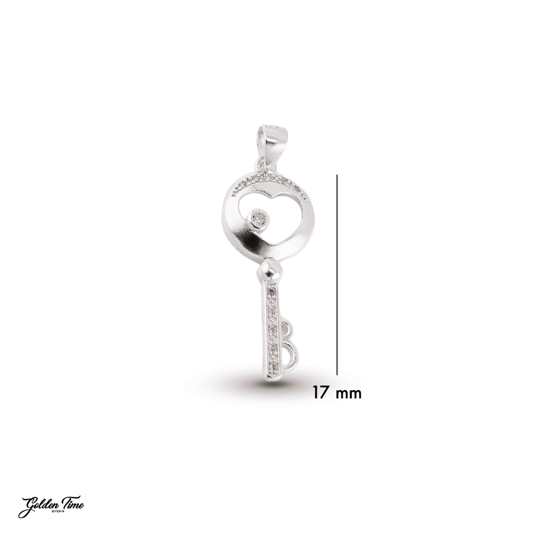DIJE LLAVE CORAZÓN DE LUZ