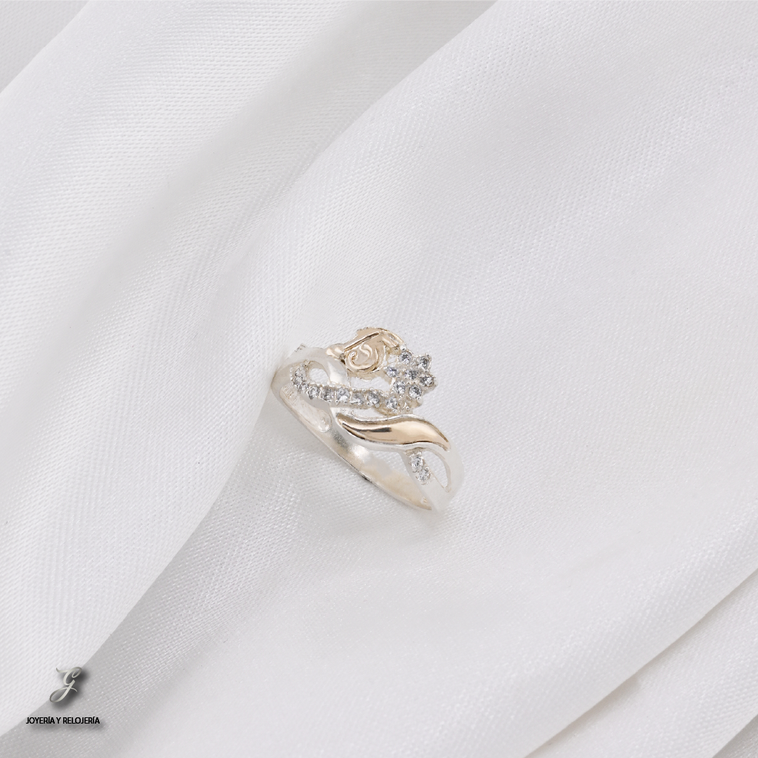 ANILLO DE XV AÑOS FLOR DE AMOR 31