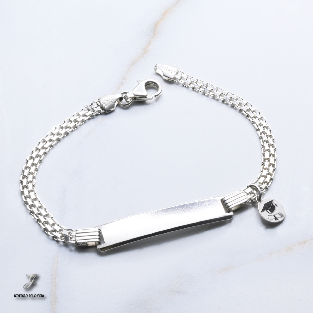 Esclava de Grado Bismark 7.7