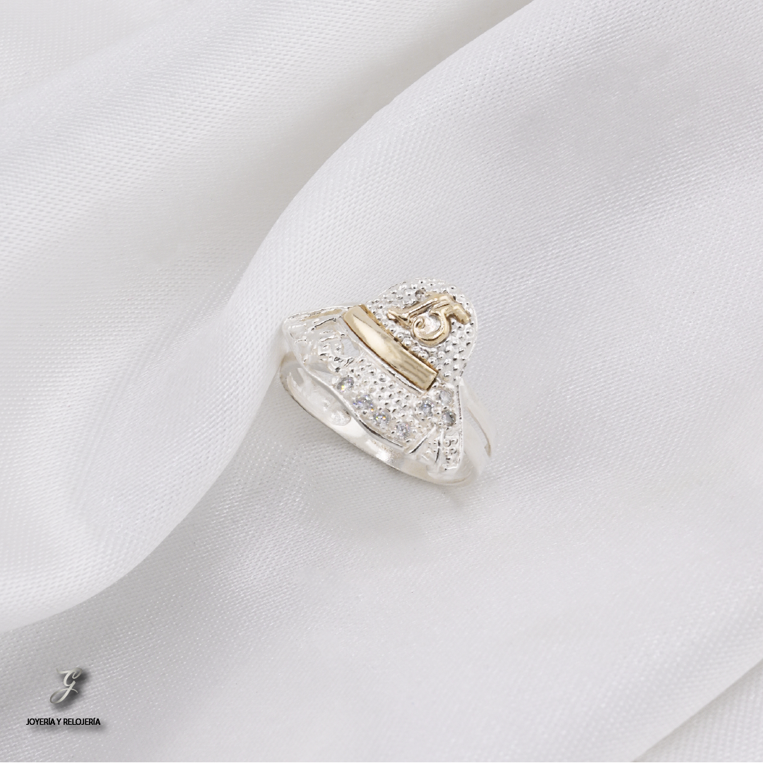 ANILLO DE XV AÑOS VESTIDO DE ENSUEÑO 09
