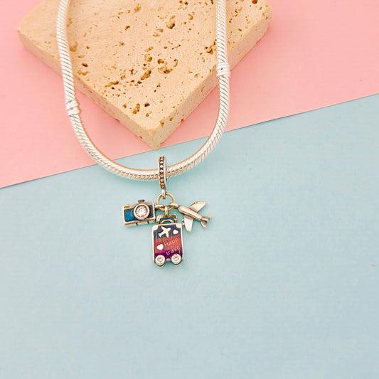 CHARM AVENTURA SIN DESTINO