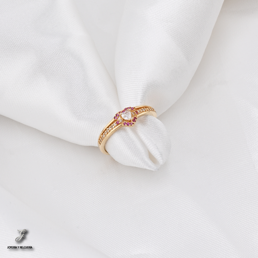ANILLO CORAZÓN ENTRELACADO