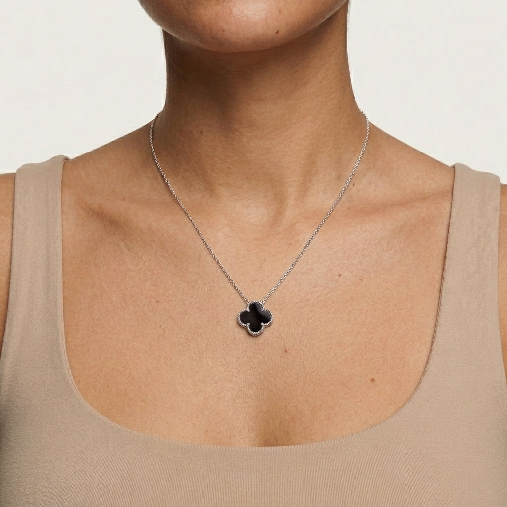 CADENA TRÉBOL ONIX ELEGANCE